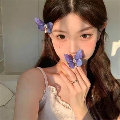 揭穿身份后，前女友哭着求原谅